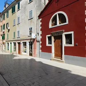 Angela , Rovigno Croazia